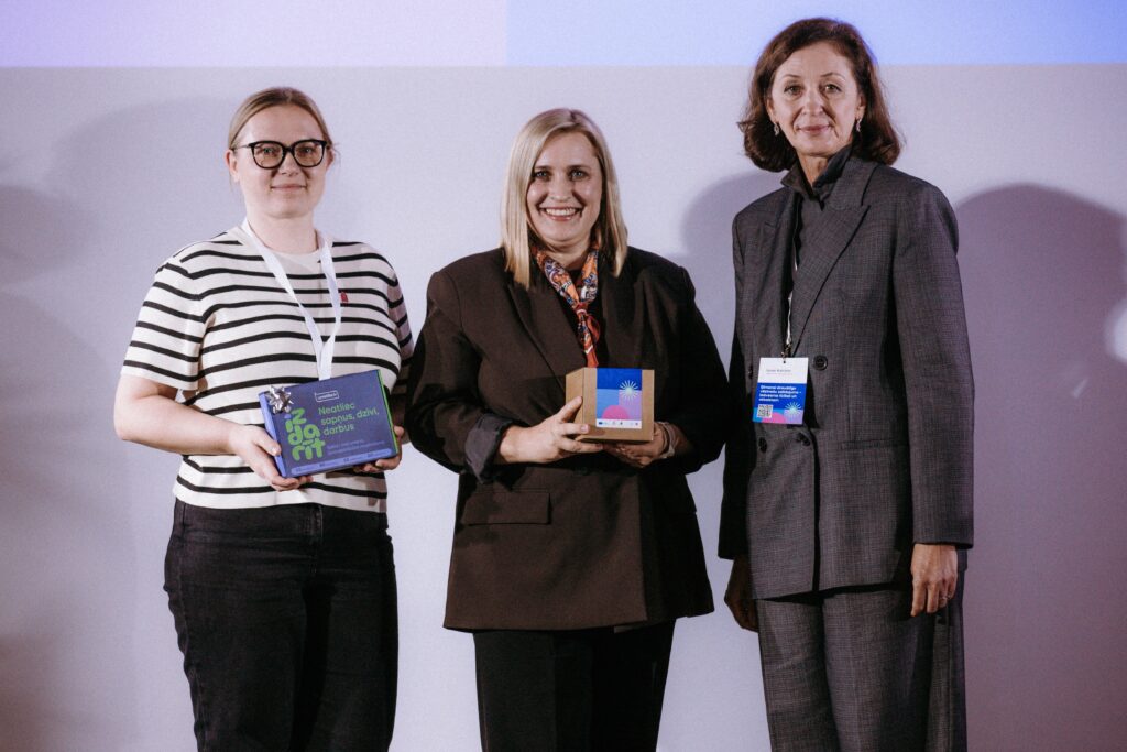 Strenču slimnīcu godina par atbalstošas darba vides veidošanu